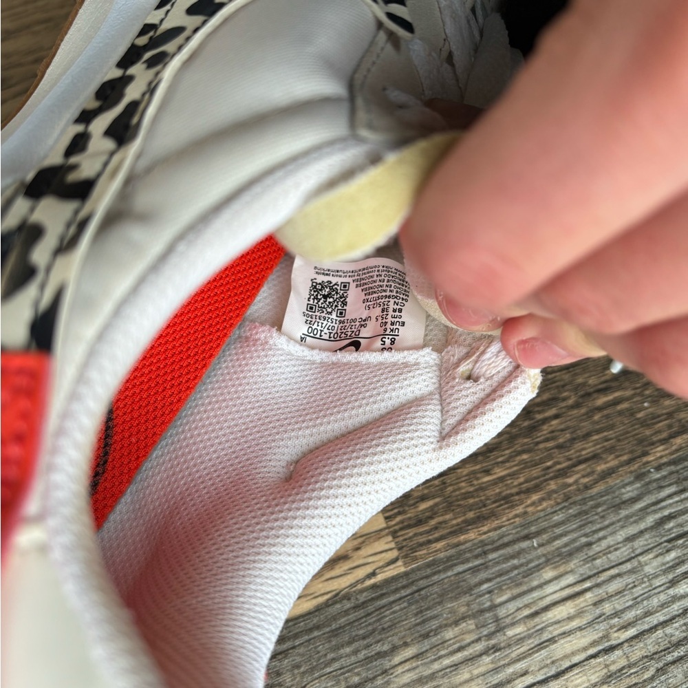 Nike Women's Cheetah Sneakers - Picture 7 of 7